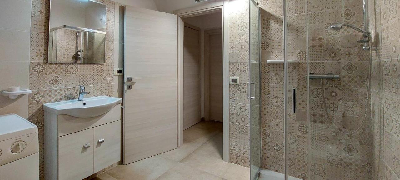 Appartamento Brigida Bilocale 2 Posti Vicino Al Centro 圣特奥多罗 外观 照片